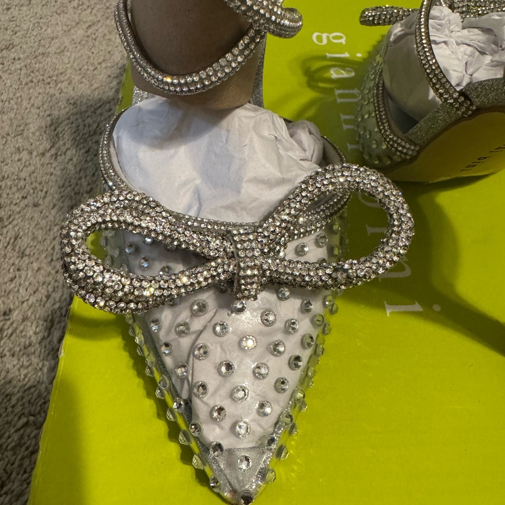 Gianni Bini EzlynnTwo Clear Rhinestone Embellished Bow Pointed Toe Pumps